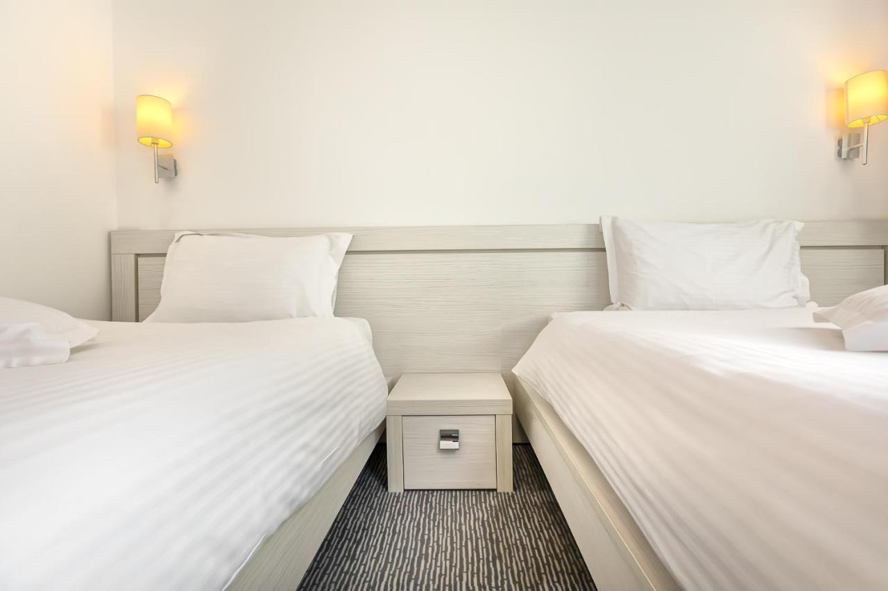 Alex&George Boutique Hotel Клуж-Напока Экстерьер фото
