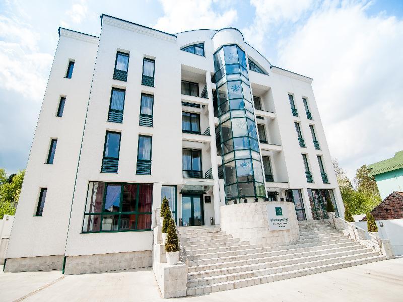 Alex&George Boutique Hotel Клуж-Напока Экстерьер фото